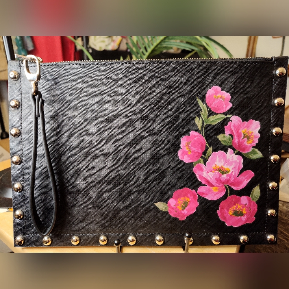 White House Black Market thin clutch Approx Size